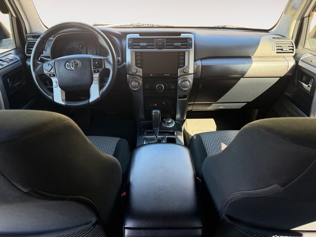 Used 2021 Toyota 4Runner SR5 AWD/4WD image 10
