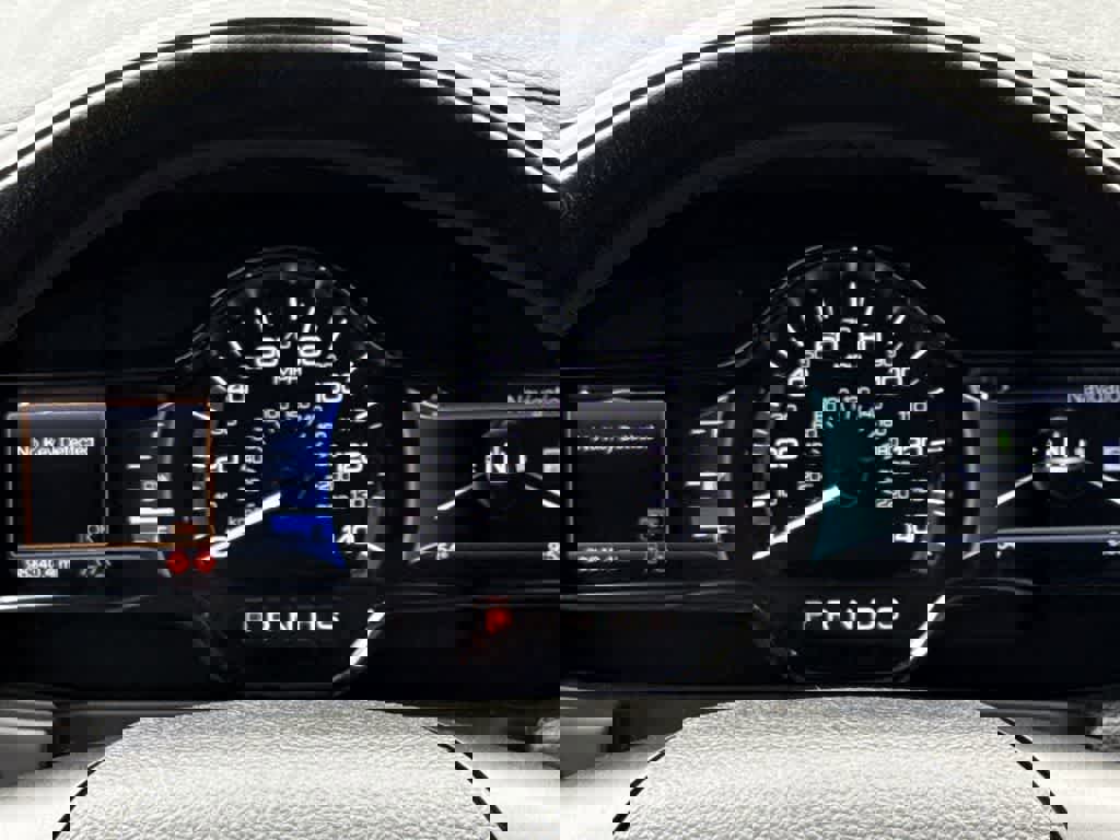 Used 2015 Lincoln MKS AWD w/ Equipment Group 201A image 19