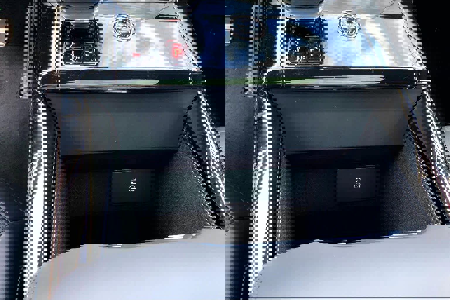 Used 2025 Land Rover Range Rover Sport Dynamic SE image 34