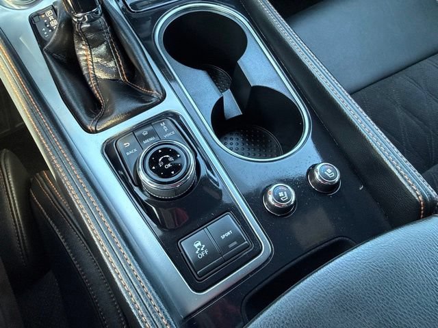 Used 2023 Nissan Maxima SR w/ Sport Mat Group FWD image 17