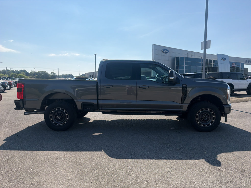 New 2027 Ford F250 XLT w/ XLT Premium Package AWD/4WD image 4
