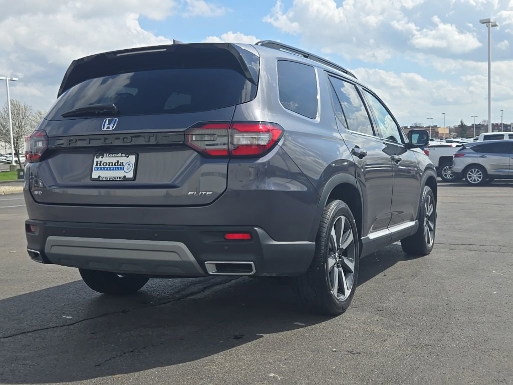 Certified 2024 Honda Pilot Elite image 9