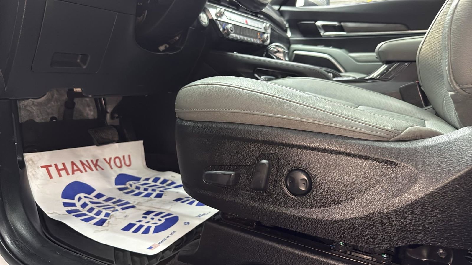 Used 2024 Kia Telluride EX X-Line image 11