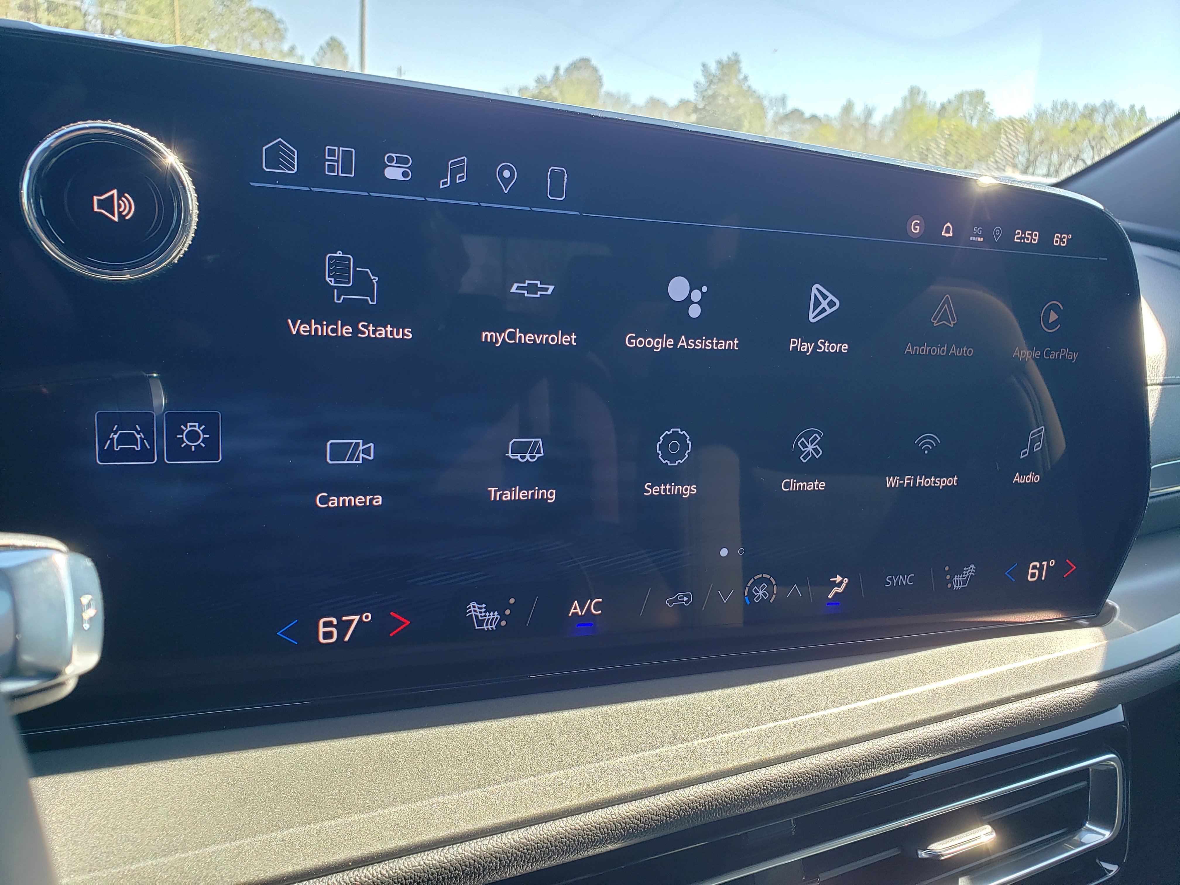 New 2026 Chevrolet Traverse LT w/ LPO, Floor Liner Package image 24