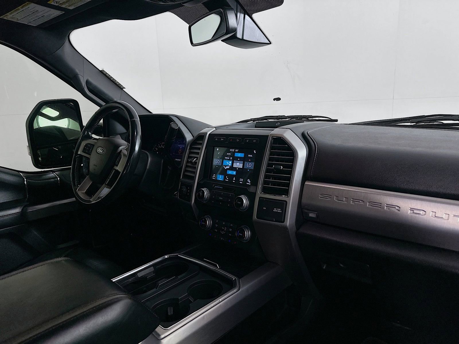 Used 2019 Ford F250 Platinum w/ Platinum Ultimate Package AWD/4WD image 31