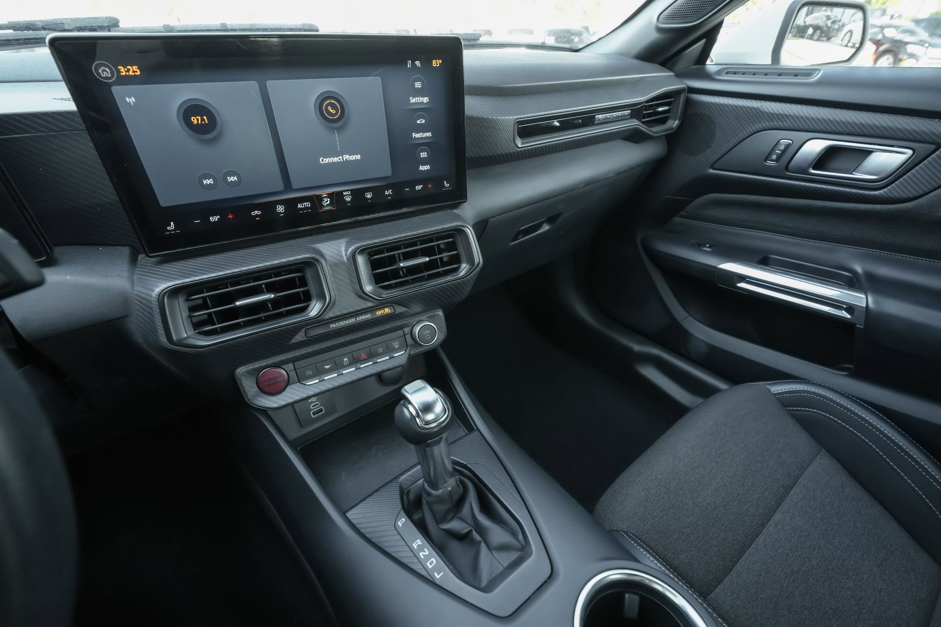 Used 2024 Ford Mustang Convertible image 21