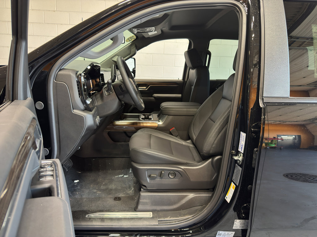 New 2026 Chevrolet Silverado 2500 LT w/ Trail Boss Package image 16