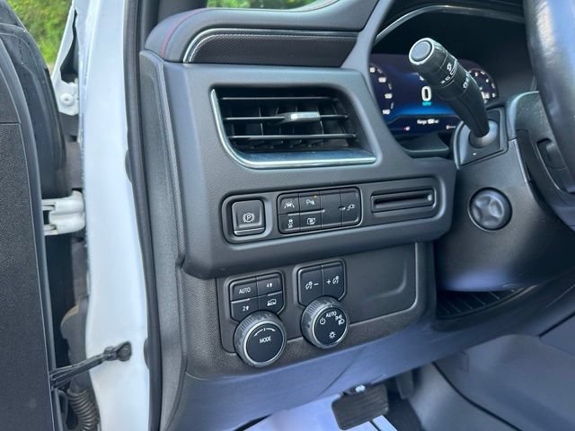 Used 2022 Chevrolet Tahoe RST w/ Luxury Package AWD/4WD image 16