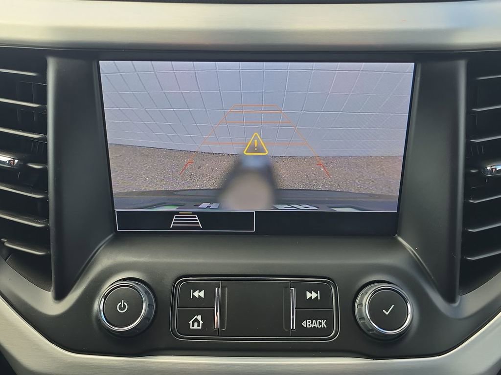 Certified 2023 GMC Acadia SLE w/ Driver Convenience Package image 15