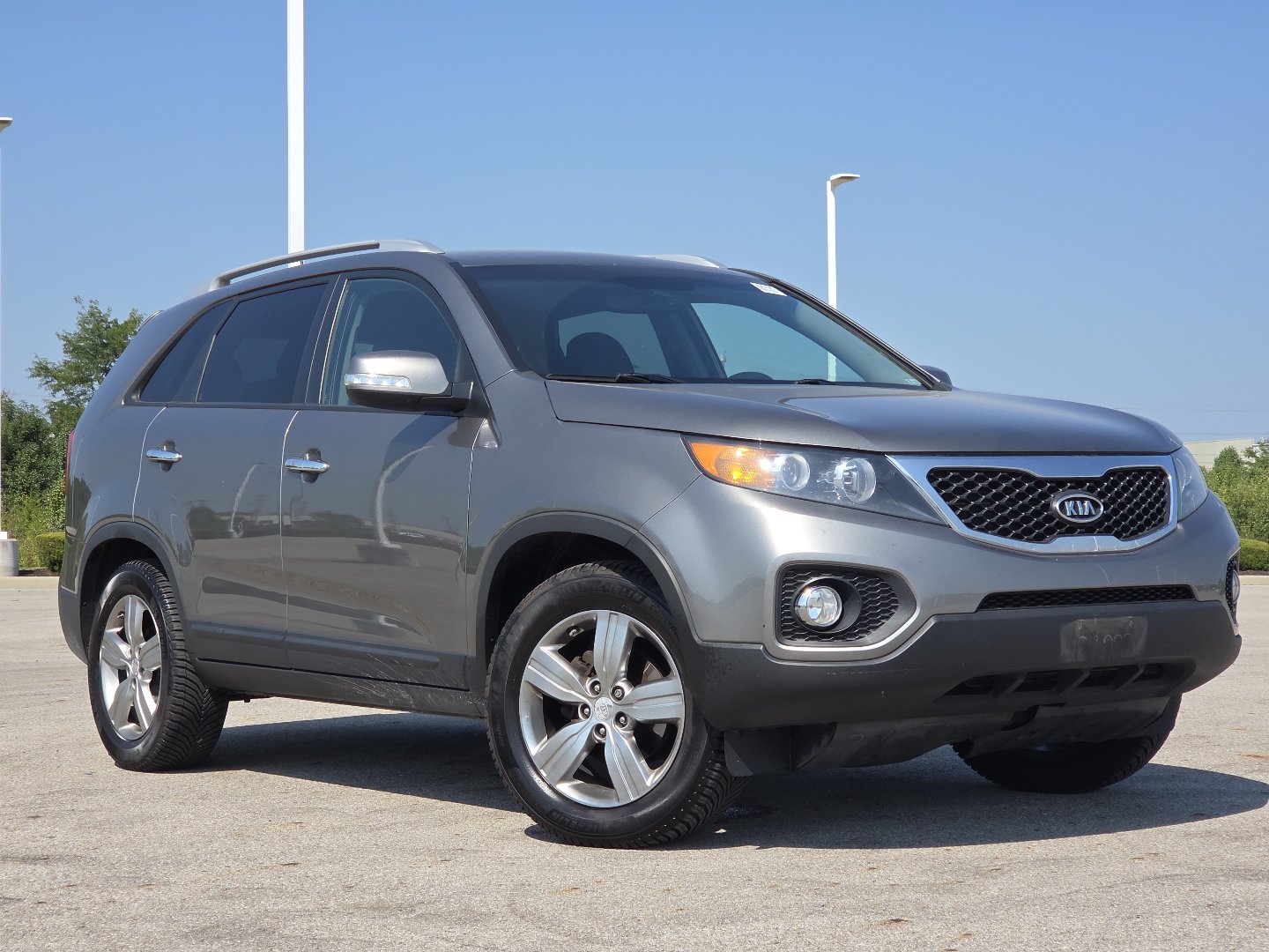 Used 2013 Kia Sorento EX w/ Premium Plus Pkg FWD image 2
