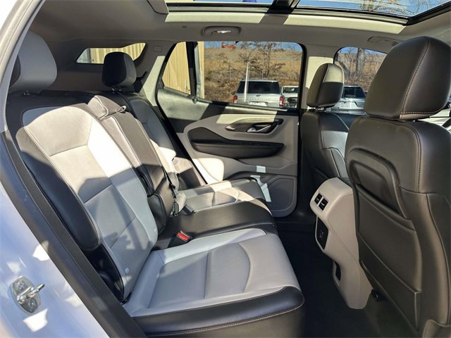 Used 2021 GMC Terrain SLT w/ LPO, Bright Accent Package image 24