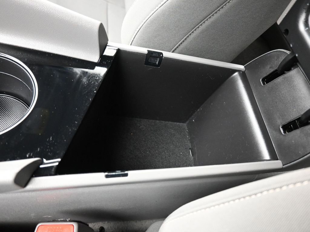 Used 2023 Hyundai Elantra SEL w/ Convenience Package FWD image 26