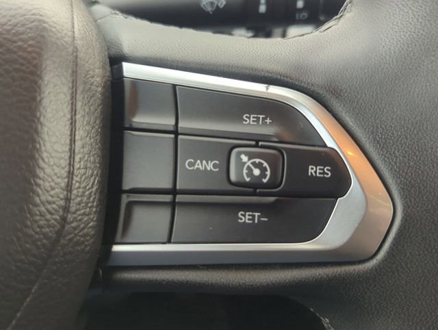 Used 2024 Jeep Compass Latitude AWD/4WD image 14