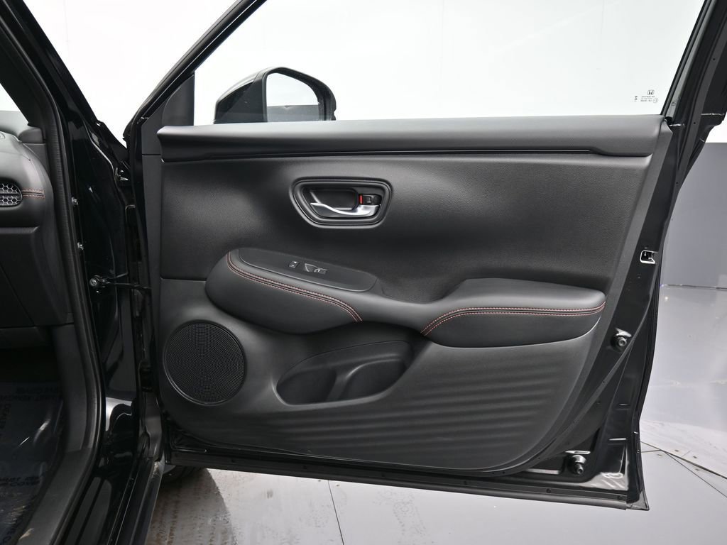 Certified 2026 Honda HR-V Sport image 38