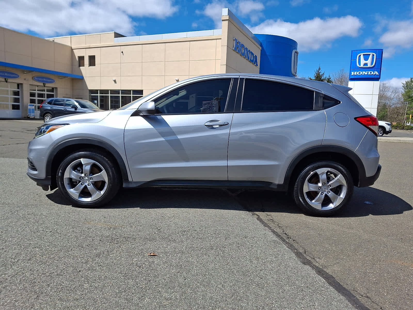 Used 2022 Honda HR-V LX image 8