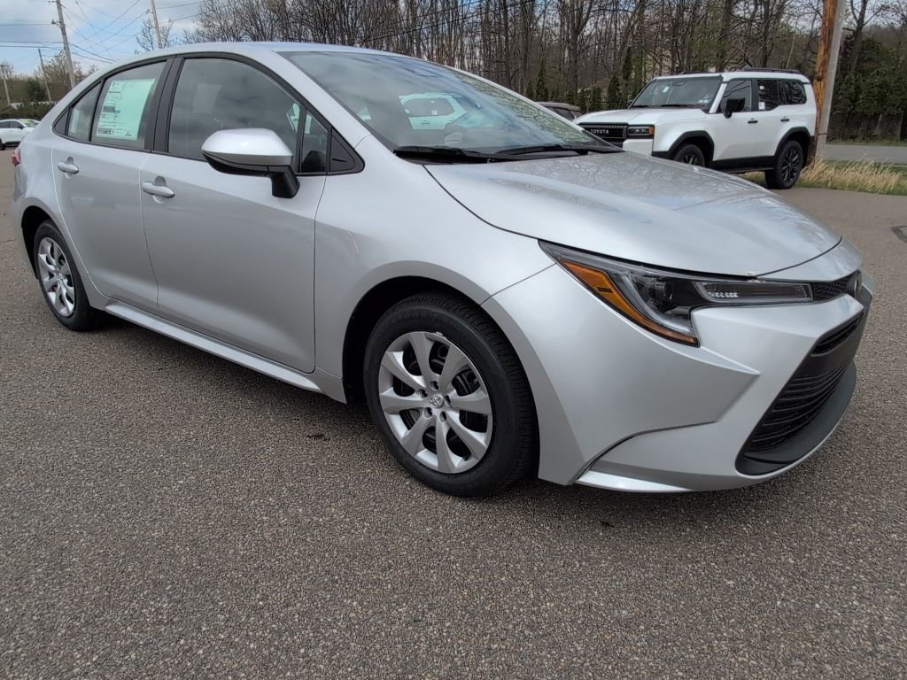 New 2026 Toyota Corolla LE FWD image 9