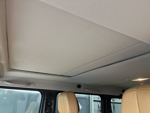 Used 2017 Mercedes-Benz G 550 image 12