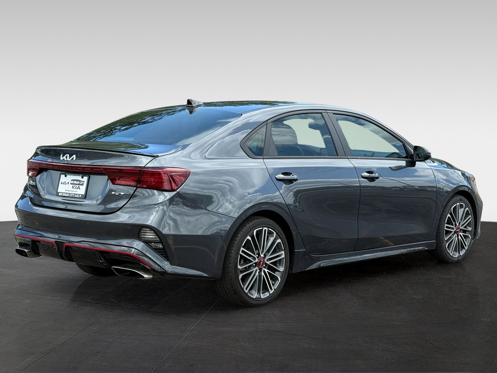 Used 2024 Kia Forte GT w/ GT2 Package FWD image 5