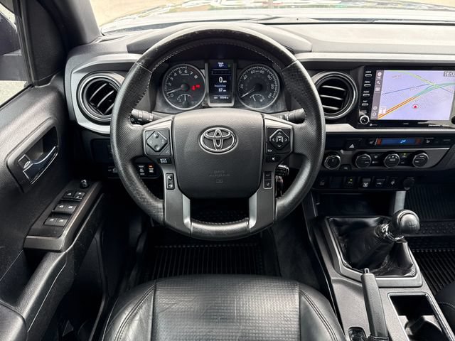Used 2021 Toyota Tacoma TRD Off-Road w/ TRD Premium Off Road Package AWD/4WD image 14