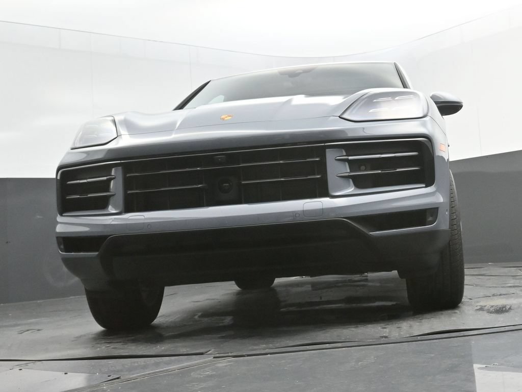 Certified 2026 Porsche Cayenne Coupe AWD/4WD image 38