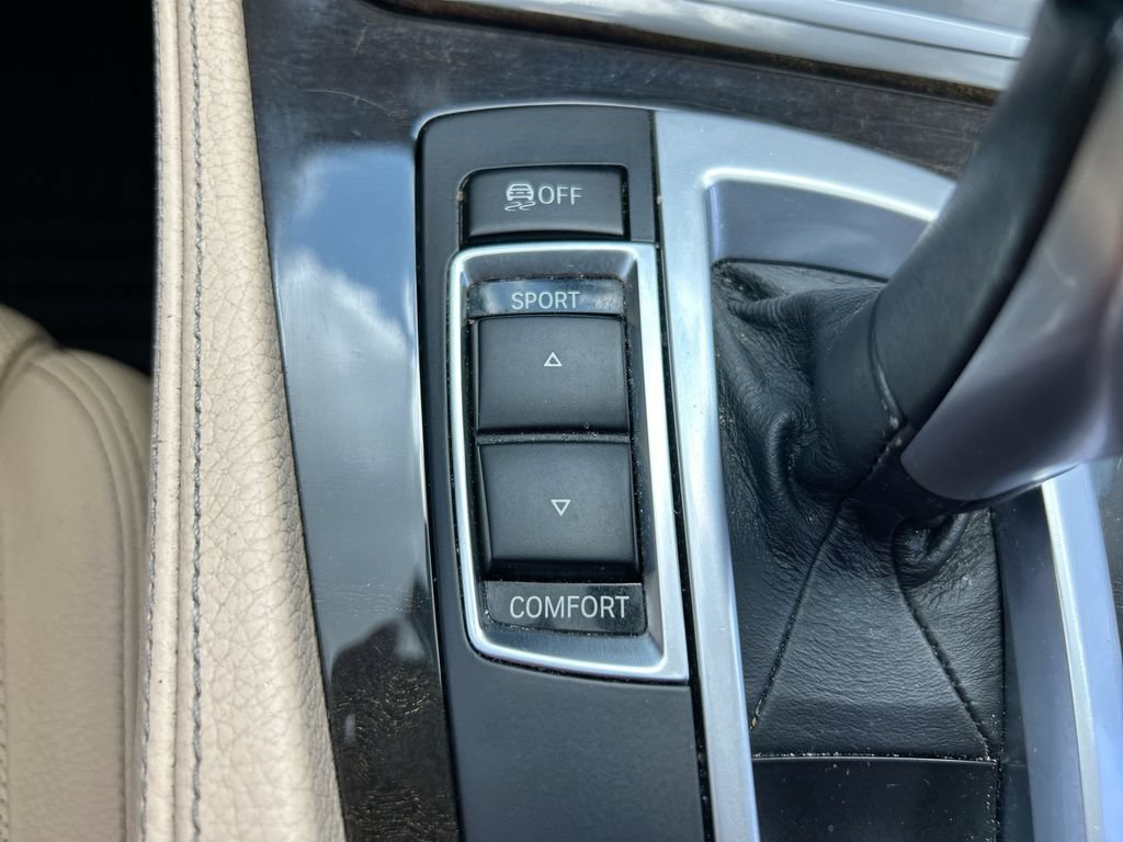 Used 2016 BMW 528i Sedan RWD image 34