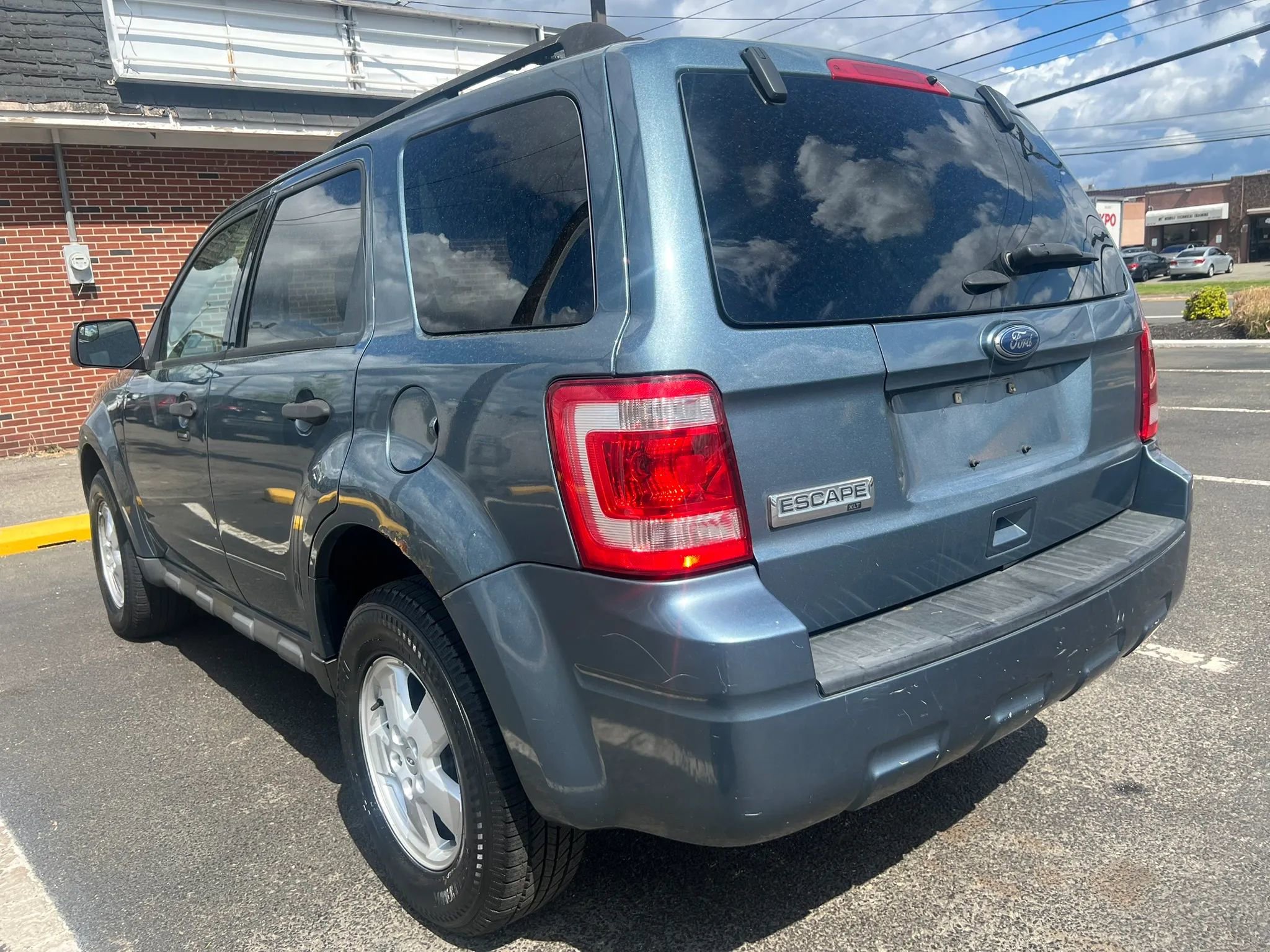 Used 2012 Ford Escape XLT FWD image 7