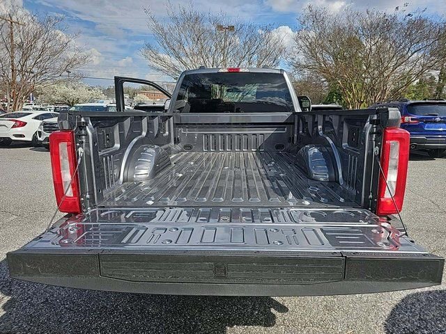 Used 2025 Ford F350 XLT w/ FX4 Off-Road Package image 3