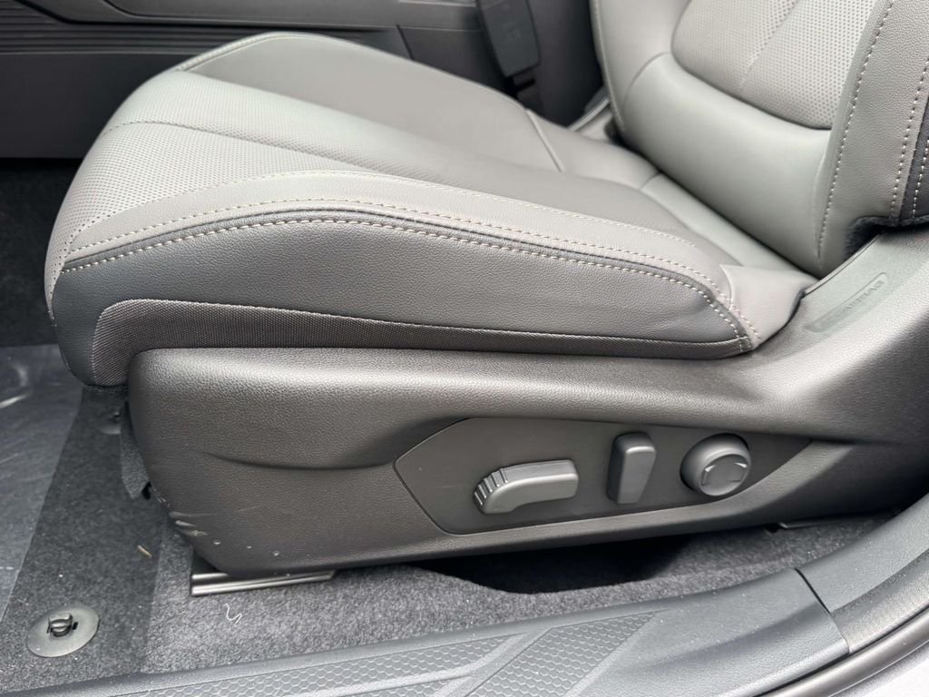New 2026 Subaru Outback Limited AWD/4WD image 15