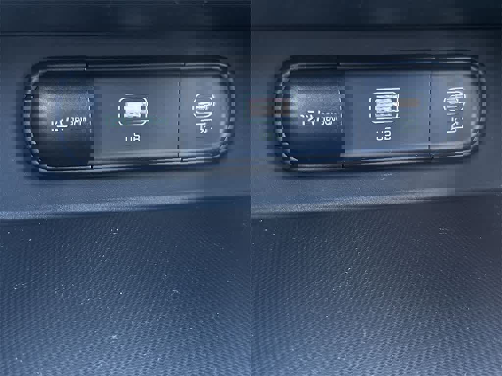 Certified 2024 Kia Seltos S image 17