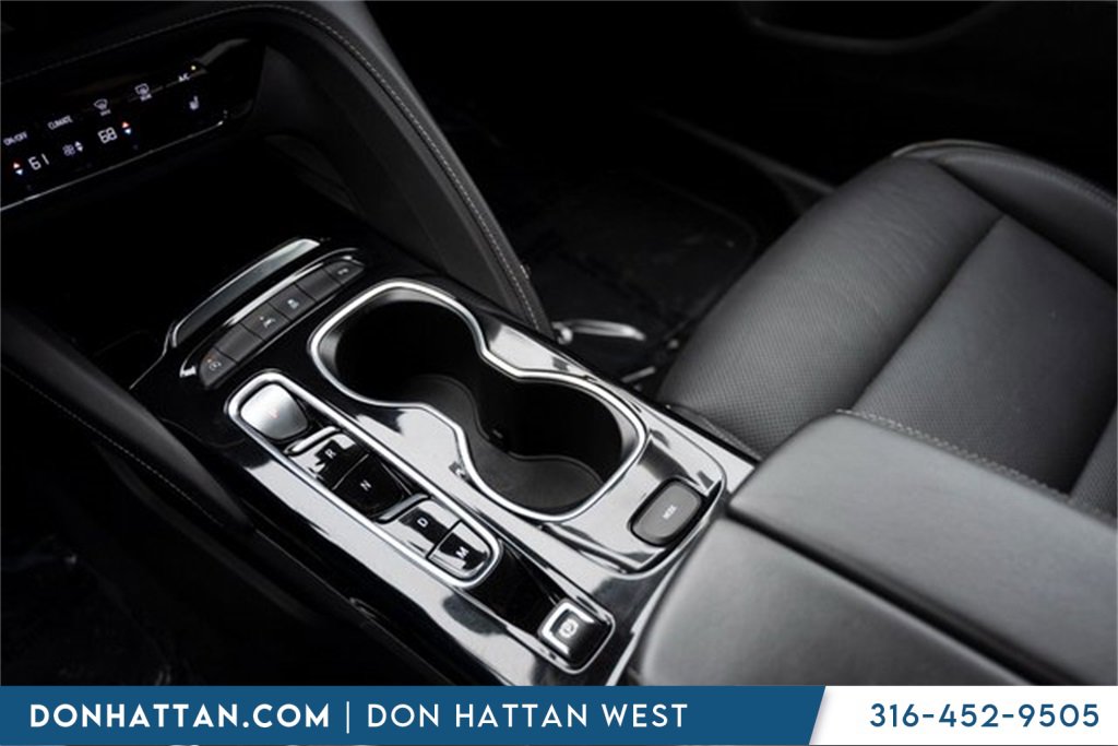 Used 2023 Buick Envision Essence image 15