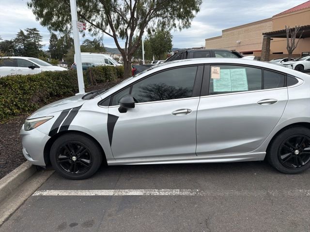 Used 2018 Chevrolet Cruze LT w/ RS Package image 15