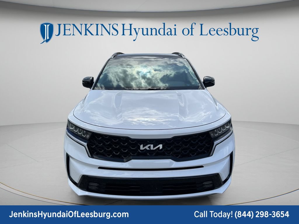 Used 2023 Kia Sorento EX w/ Panoramic Sunroof Package FWD image 12