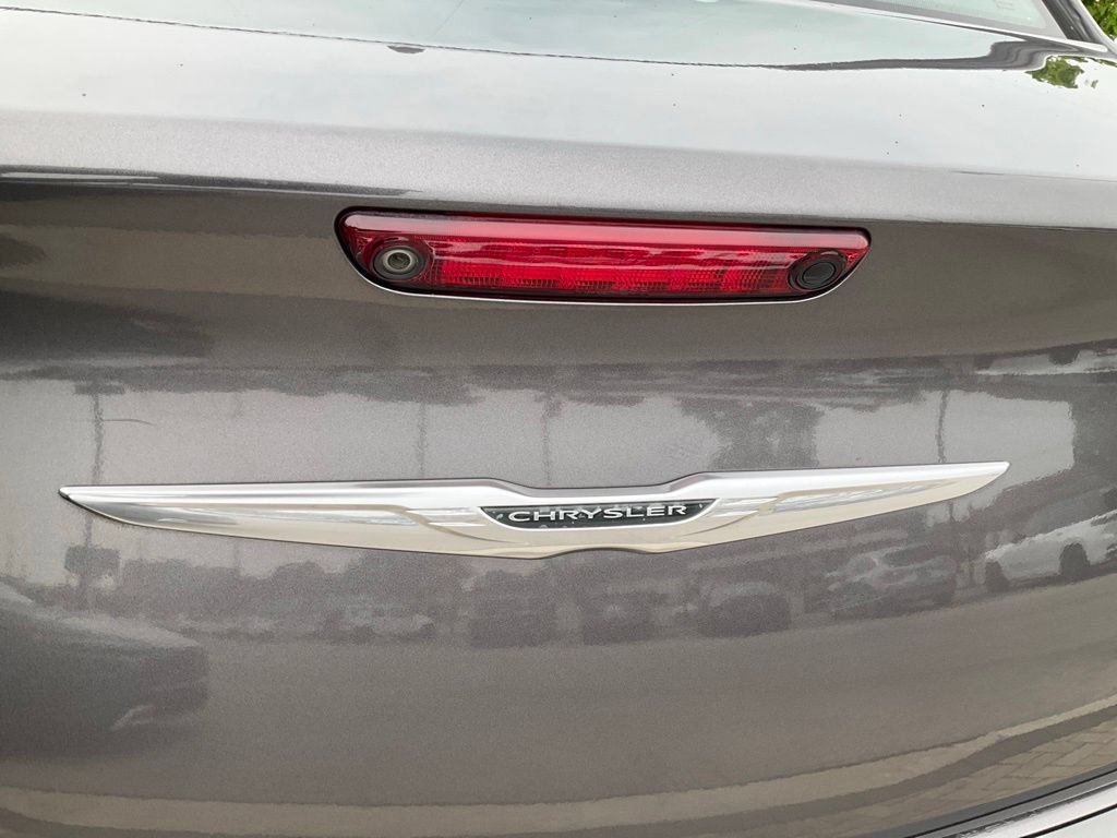 Used 2014 Chrysler 300 S AWD/4WD image 34