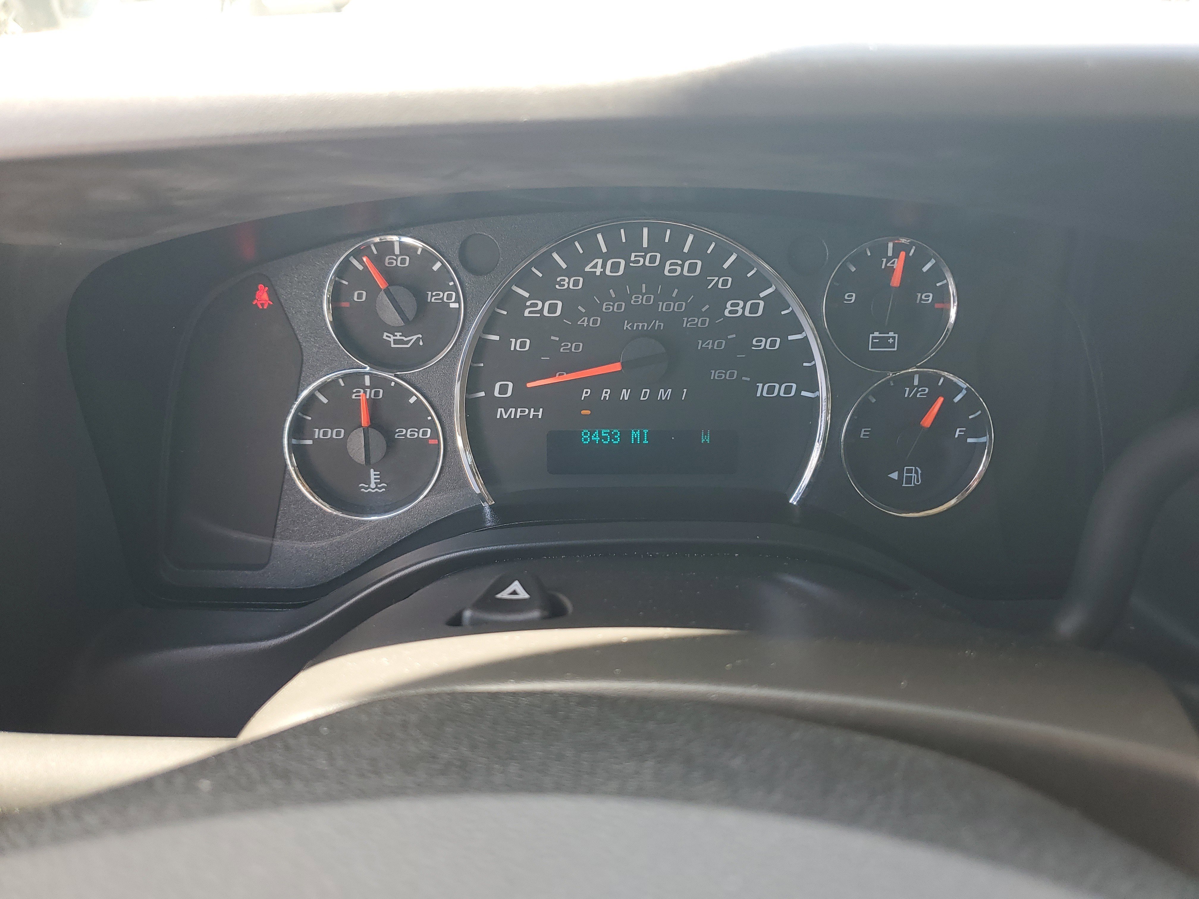 Used 2025 Chevrolet Express 3500 LT w/ LT Preferred Equipment Group RWD image 30