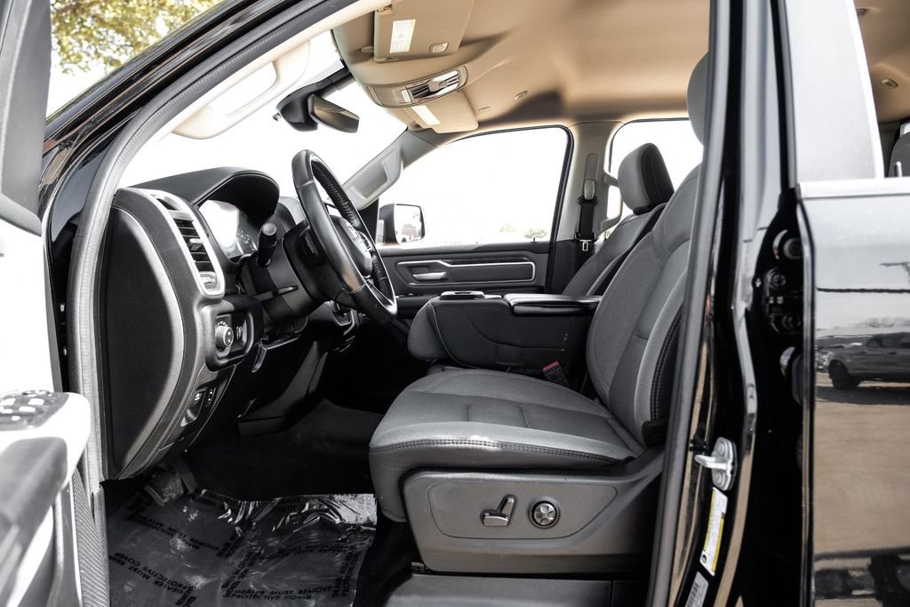 Used 2020 RAM 1500 Big Horn image 3