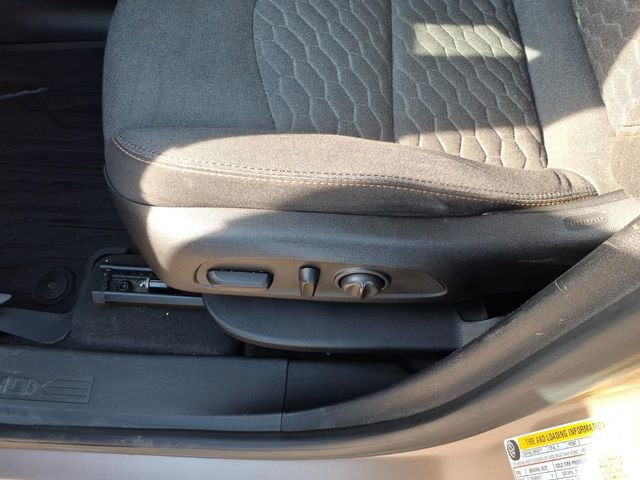 Used 2018 Chevrolet Equinox LT image 18