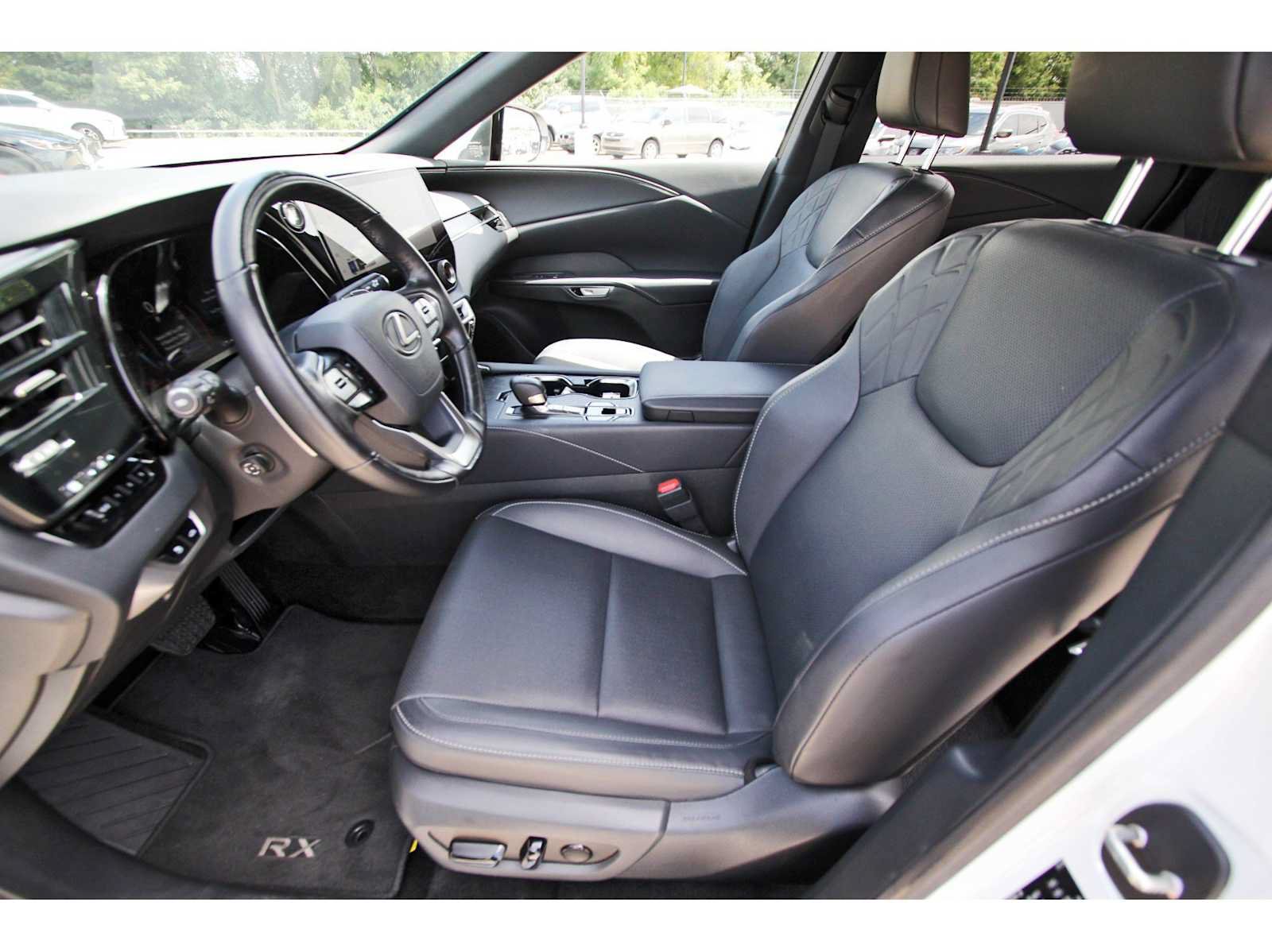 Used 2025 Lexus RX 350 Premium FWD image 11