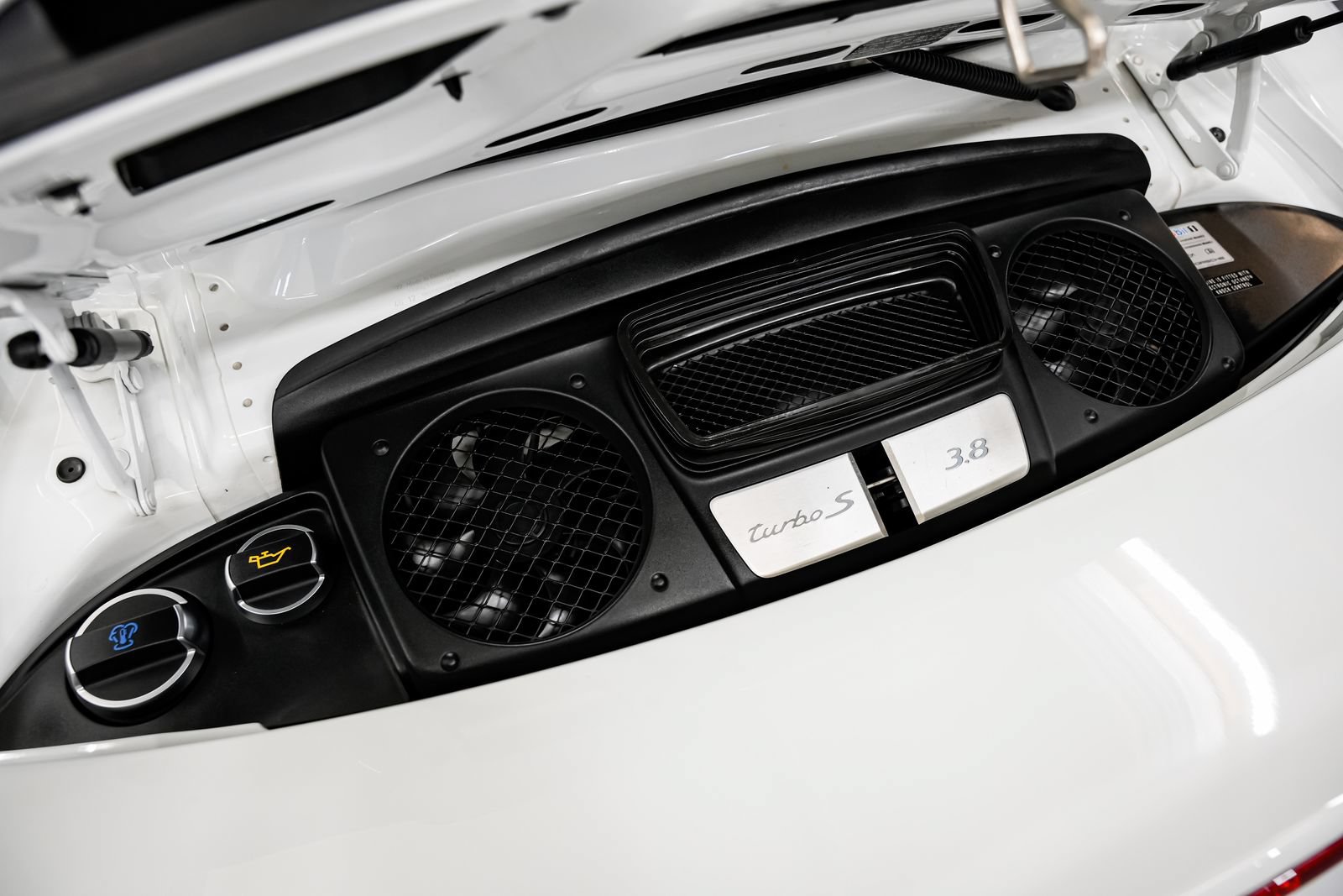 Used 2014 Porsche 911 Turbo S AWD/4WD image 44