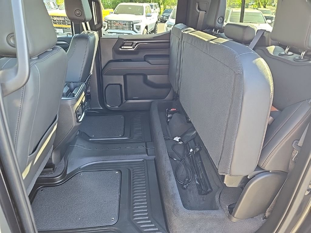 Used 2023 GMC Sierra 1500 AT4 w/ AT4 Premium Package AWD/4WD image 53