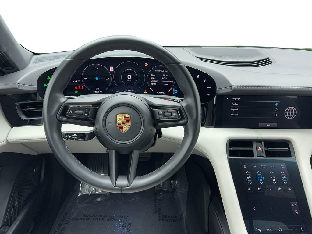 Used 2023 Porsche Taycan 4S image 17