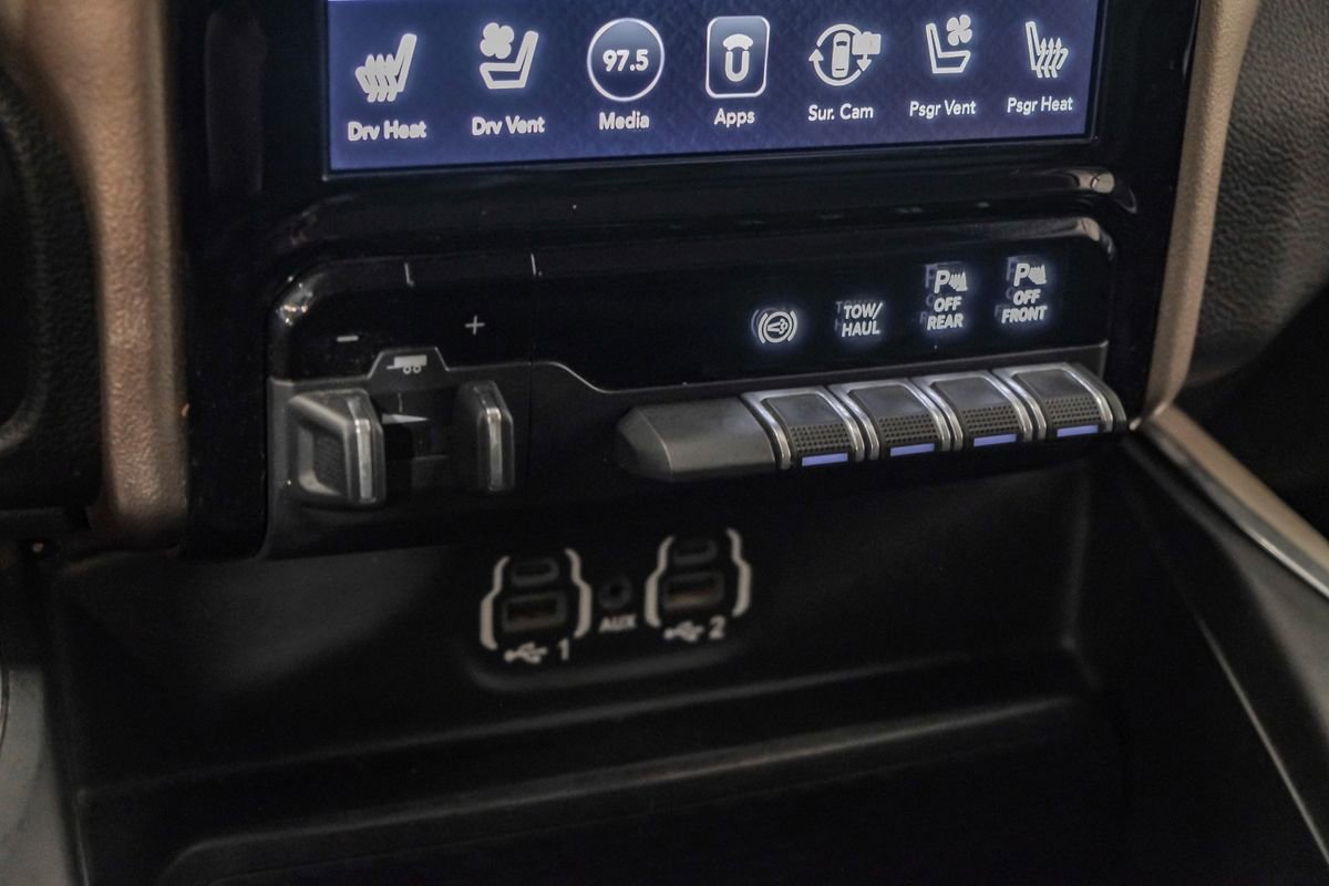 Used 2020 RAM 3500 Laramie image 27