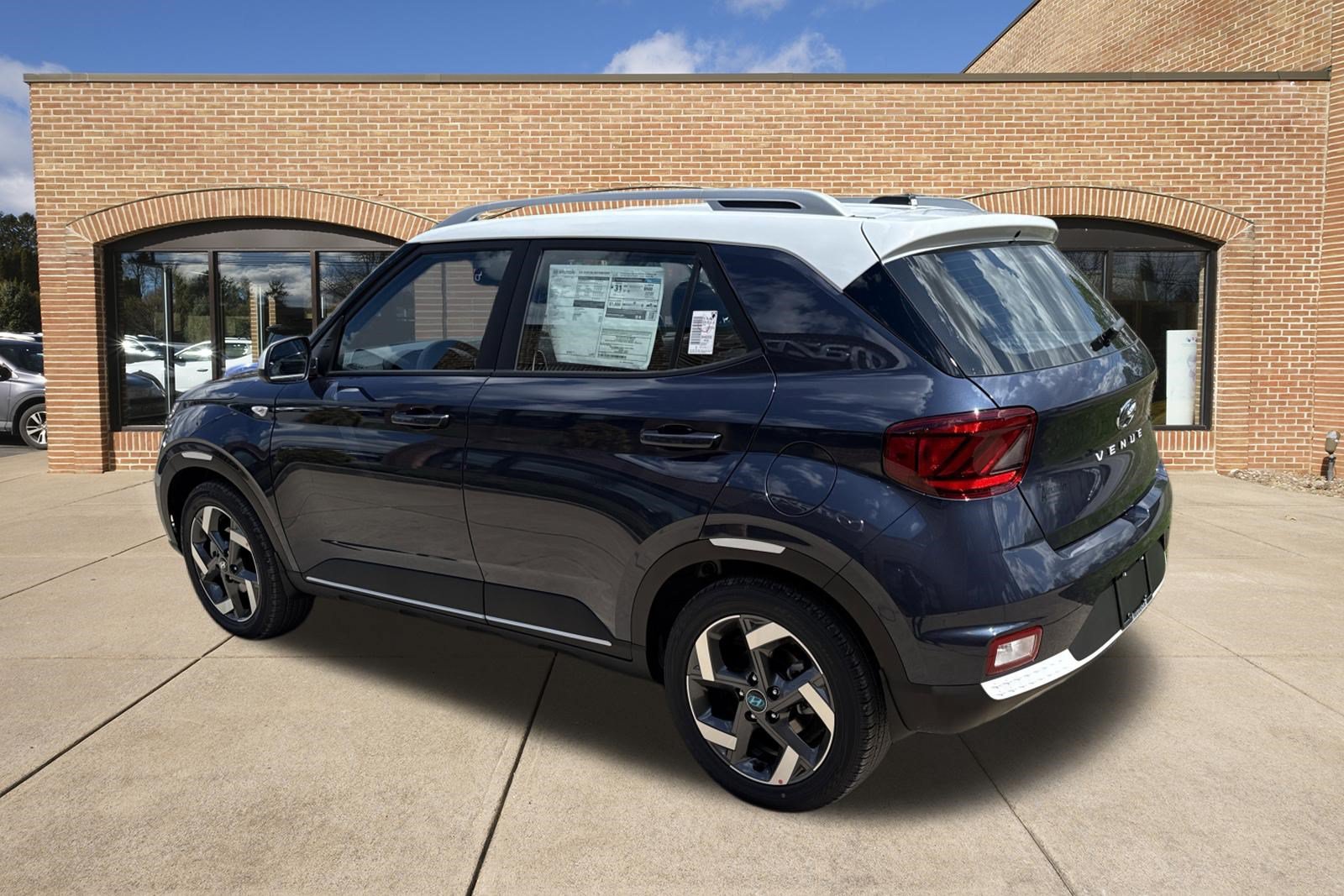 New 2026 Hyundai Venue SEL FWD image 6