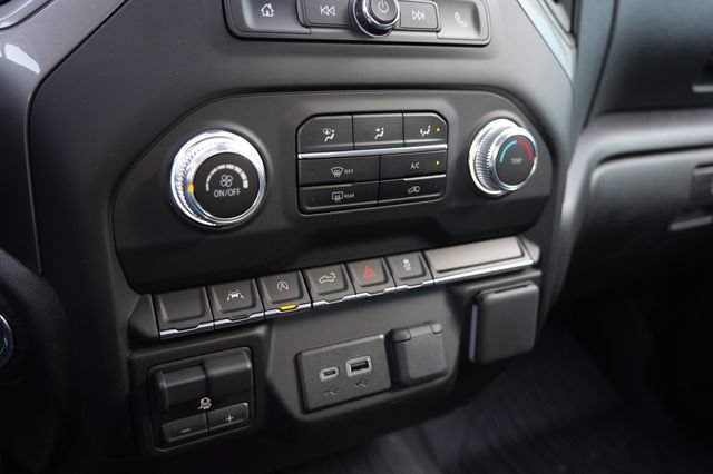 New 2026 GMC Sierra 1500 Pro w/ Graphite Edition AWD/4WD image 15