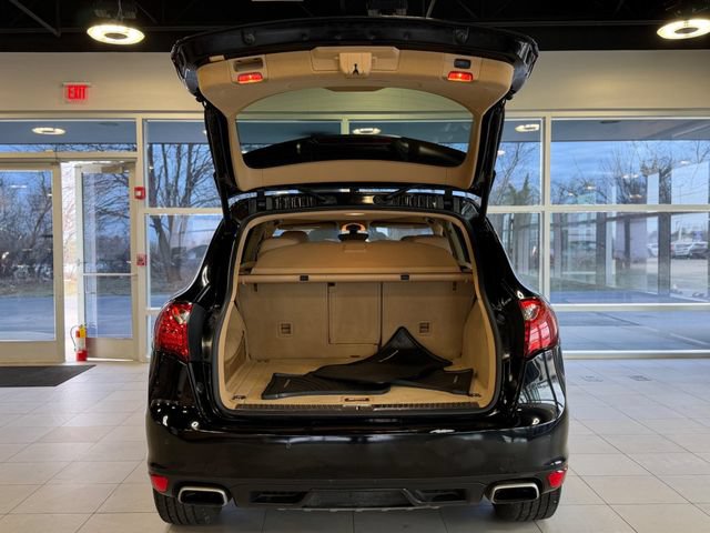 Used 2012 Porsche Cayenne AWD/4WD image 36