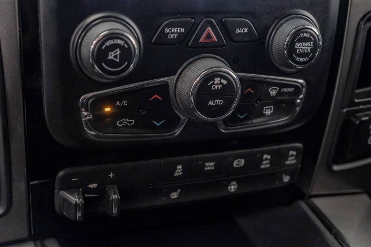 Used 2018 RAM 2500 Big Horn w/ Sport Appearance Group image 25