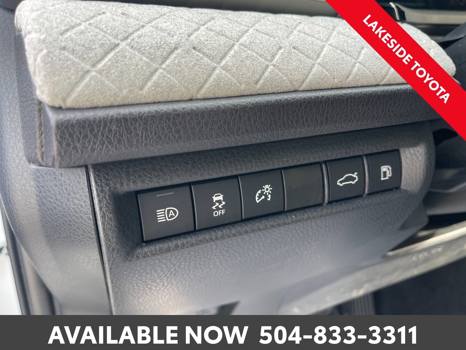 Used 2025 Toyota Camry XLE image 26