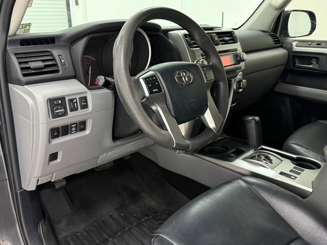 Used 2012 Toyota 4Runner SR5 w/ Convenience Pkg image 8
