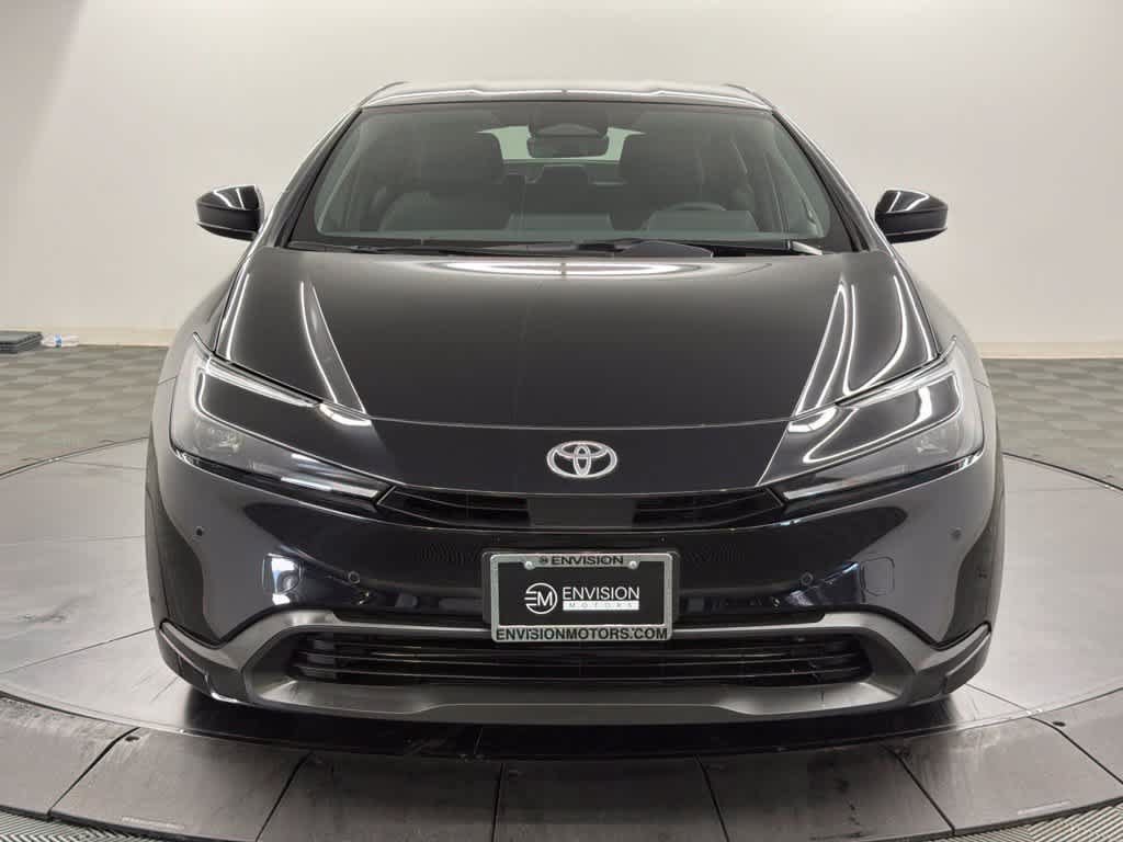Used 2026 Toyota Prius LE FWD image 6