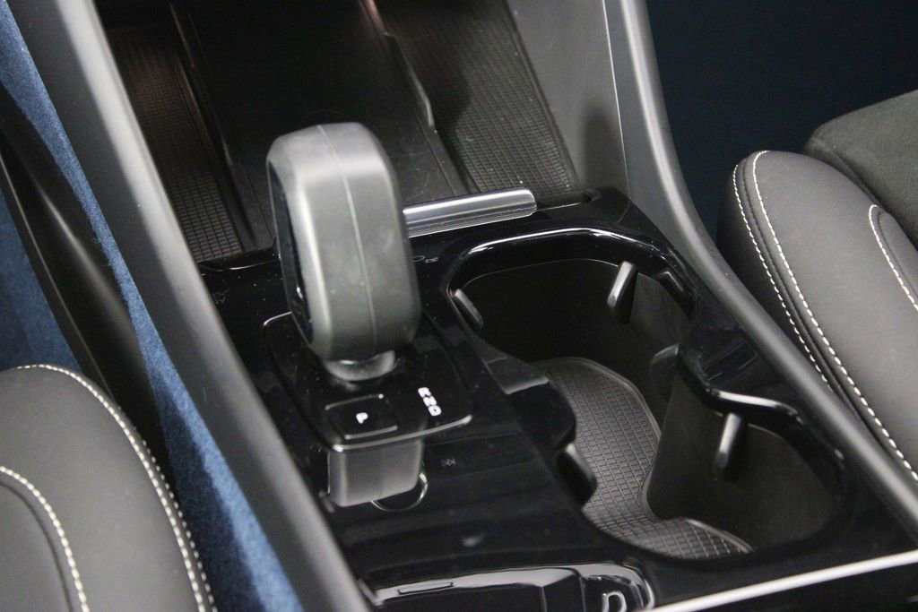 Used 2023 Volvo C40 P8 Recharge Plus image 36