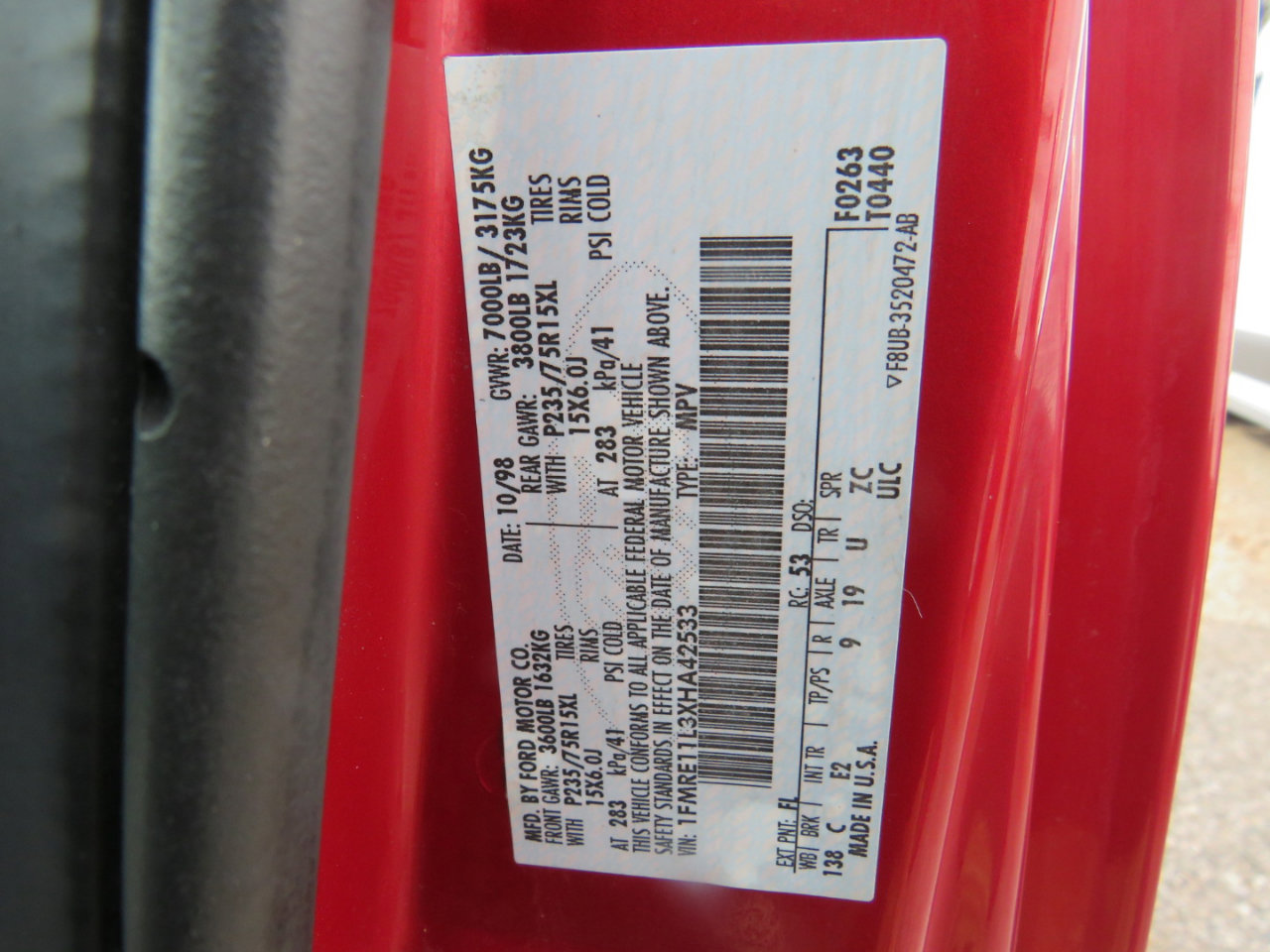 Used 1999 Ford E-150 and Econoline 150 Wagon RWD image 30